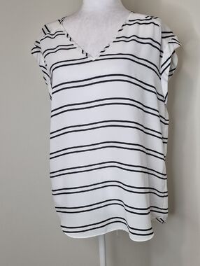 7th Avenue Women's Striped V-Neck Cap Sleeve Blouse - White/Black Size M